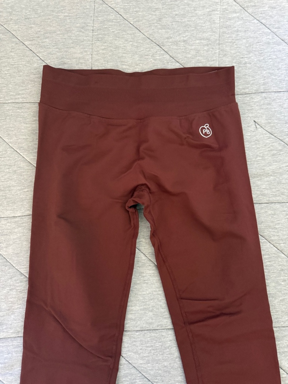 Active Women's Burgundy High-Waist Leggings